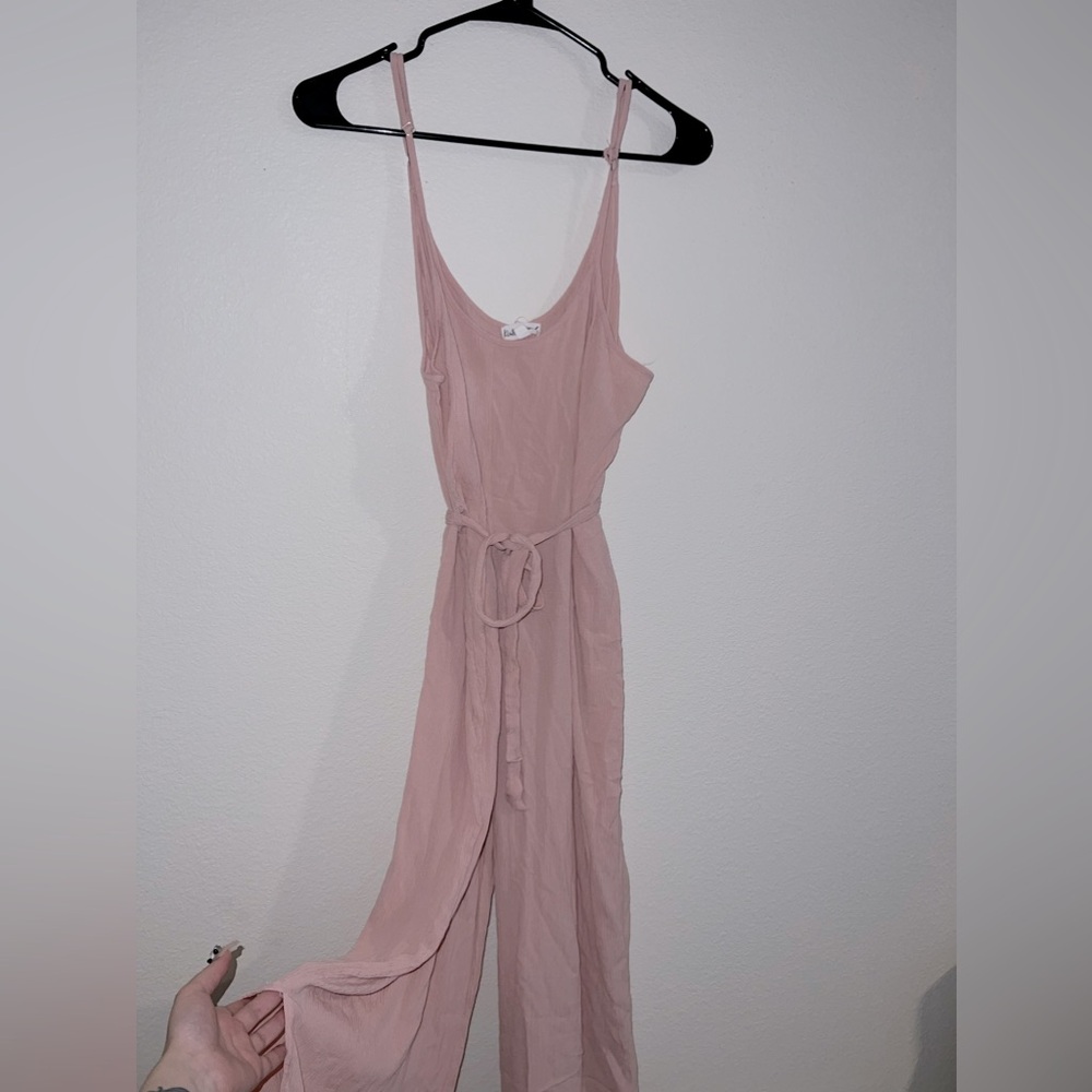 Pink sleeveless jumpsuit